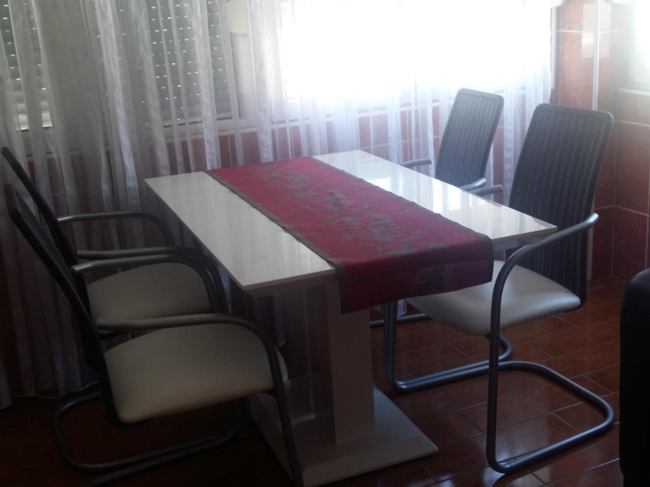 Lazar Apartments Петровац Экстерьер фото
