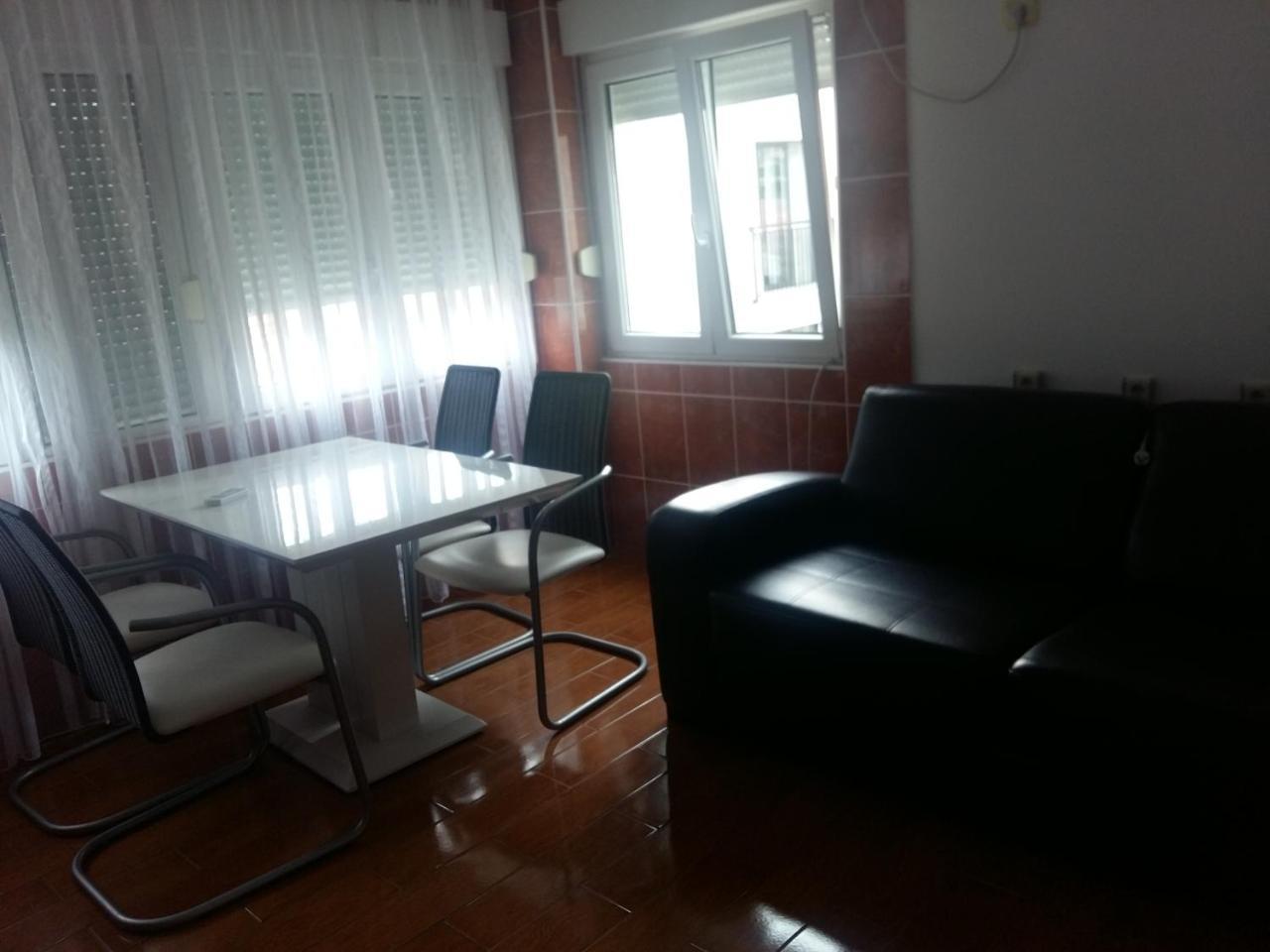 Lazar Apartments Петровац Экстерьер фото